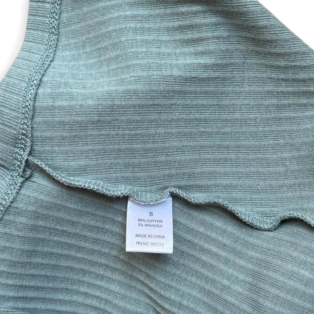 Sage Green Ribbed Scoop Neck Crop Top Fitted Women’s Small - Picture 3 of 3